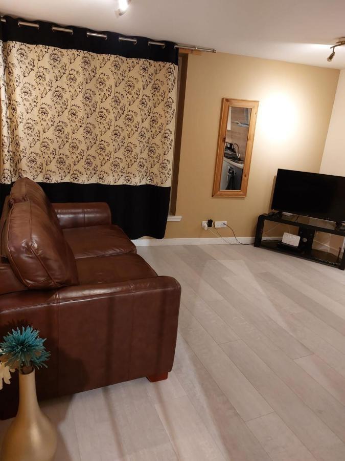 אינברנס Church Street Apartments מראה חיצוני תמונה