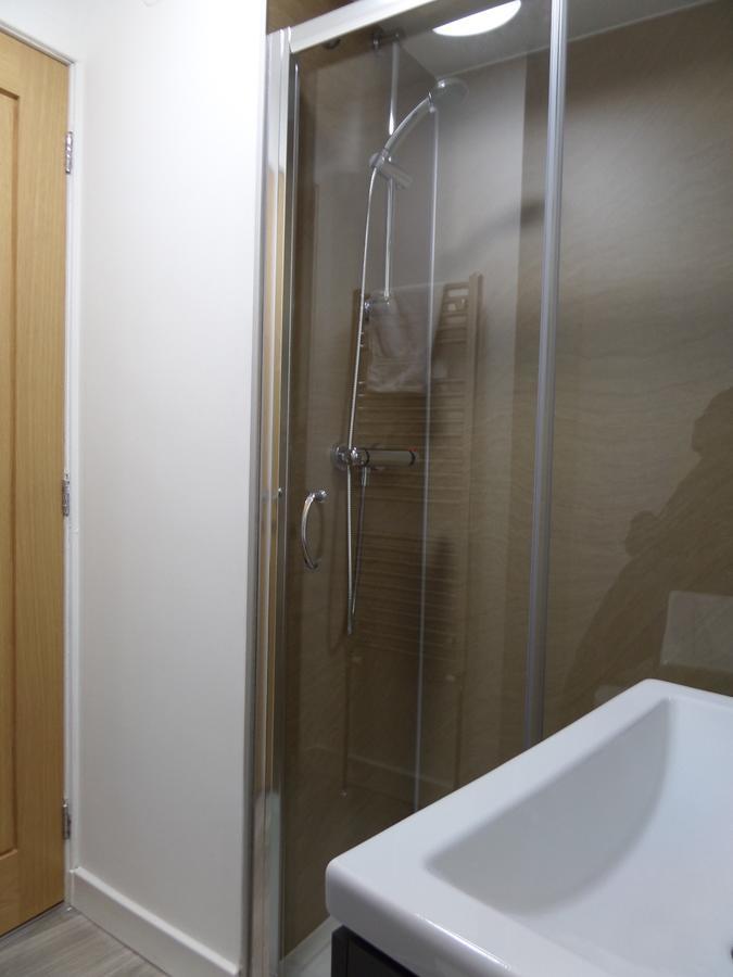 אינברנס Church Street Apartments מראה חיצוני תמונה